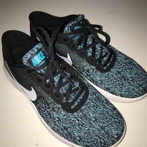 Nike Women’s Blue Running Shoes